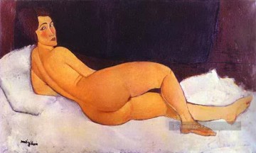 Nu regardant par dessus son épaule droite 1917 Amedeo Modigliani Peinture à l'huile